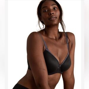 Underwire Fully Padded Lace-Trim T-Shirt Bra-Black Size 36A